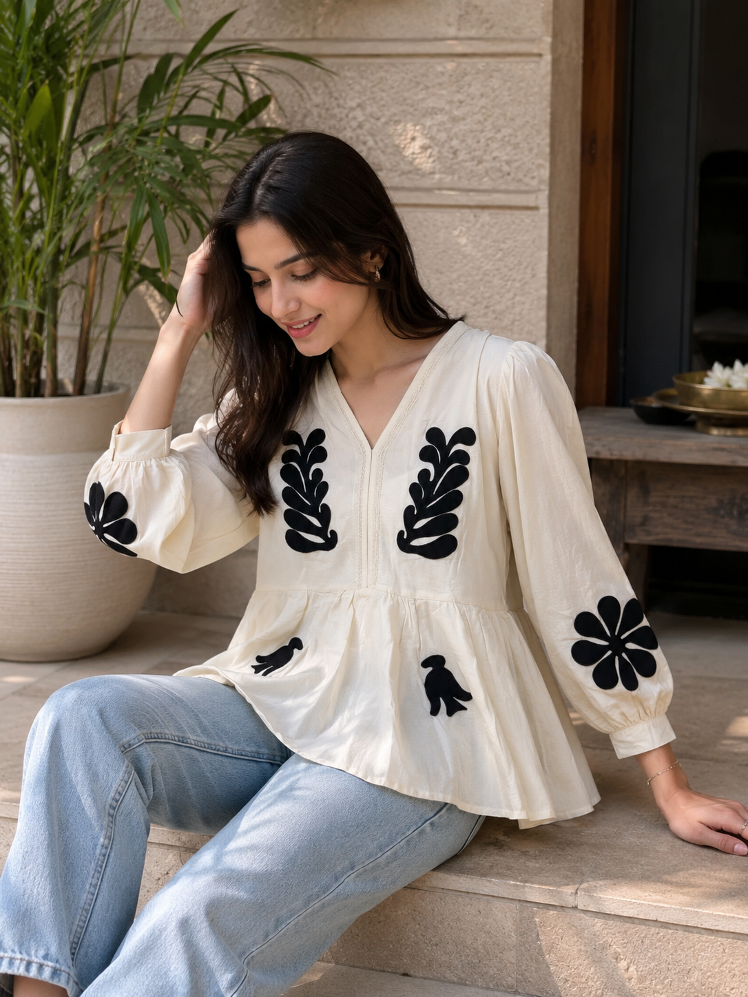 Premium Monochrome Muse Appliqué Peplum Top!🤍