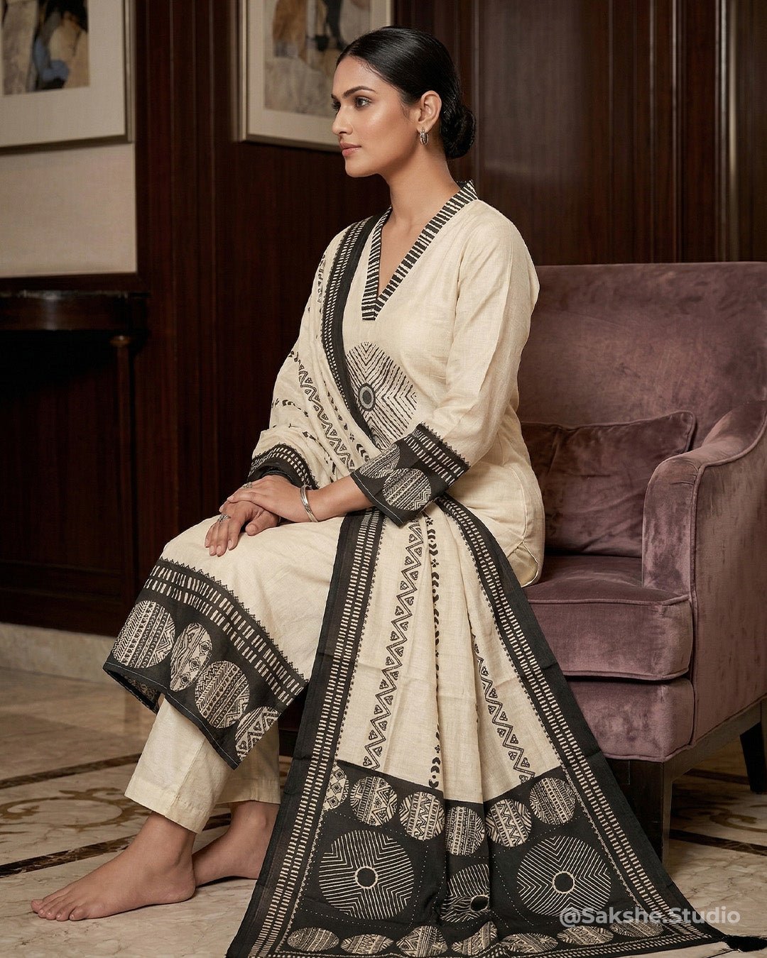 Bloom Print Pure Cotton Muslin Straight Suit - Sakshe Studio