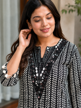 Black & White Cotton Farsi Salwar Suit (Set of 2) – Real Mirror with Printed Elegance!🖤