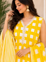Sunshine Yellow Cotton Printed Suit Set!💛