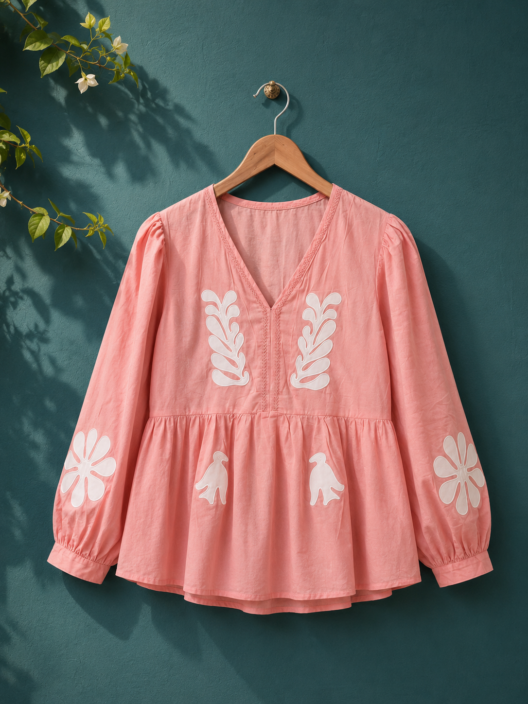 Premium Blush Bloom Appliqué Peplum Top!💟