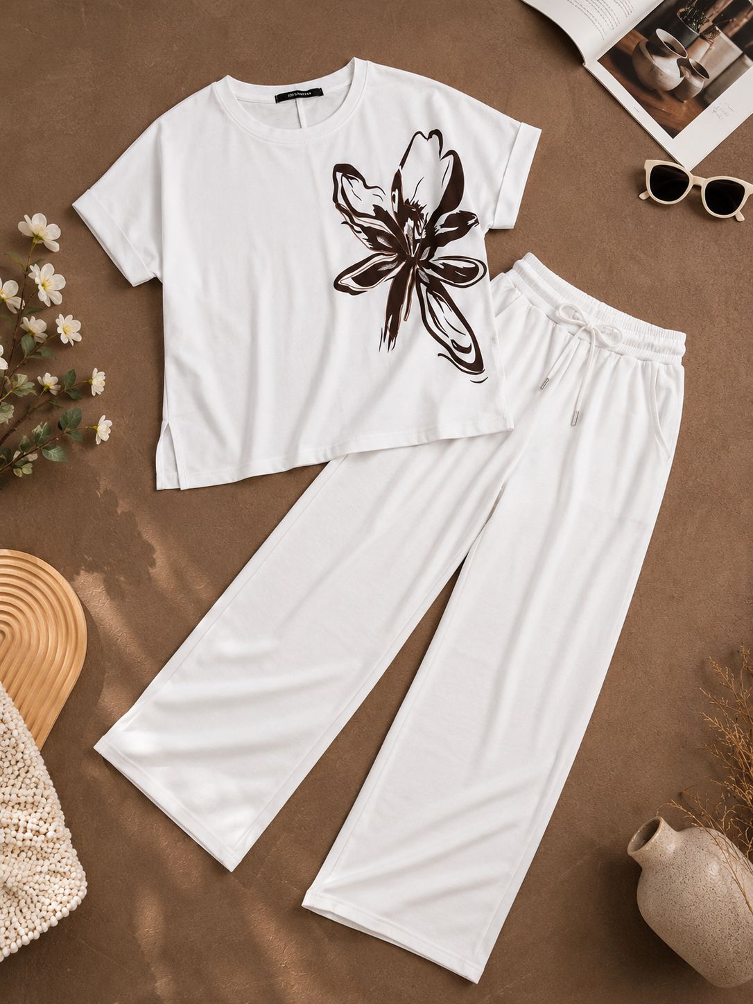 Floral Statement Co-Ord Set – White Airport look🤍